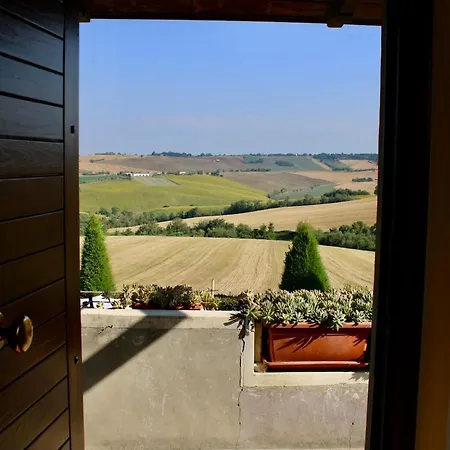Casale Nonno Dario, Balcone Delle Marche Cingoli Apartment Troviggiano