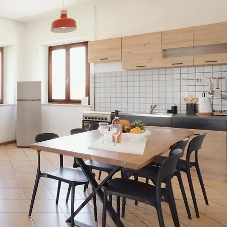 Casale Nonno Dario, Balcone Delle Marche Cingoli * Troviggiano